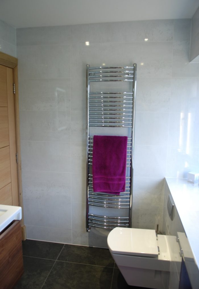 Towel rail in en-suite bathroom