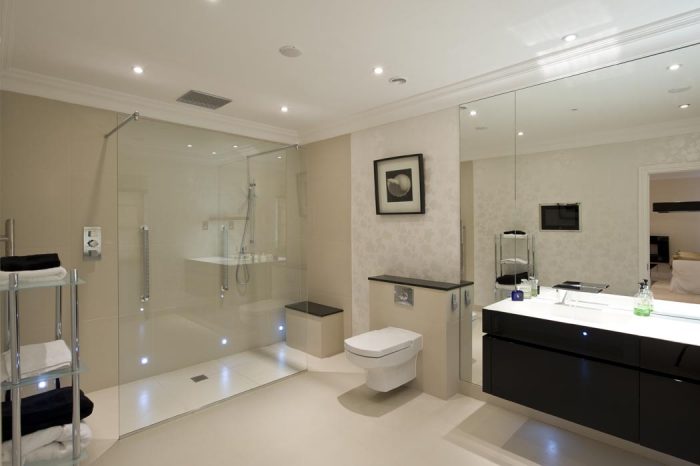 Master bathroom suite