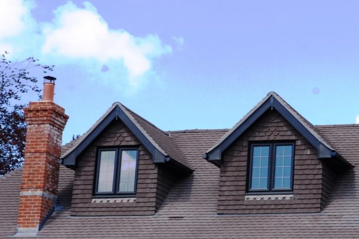 Pitched roof dormer